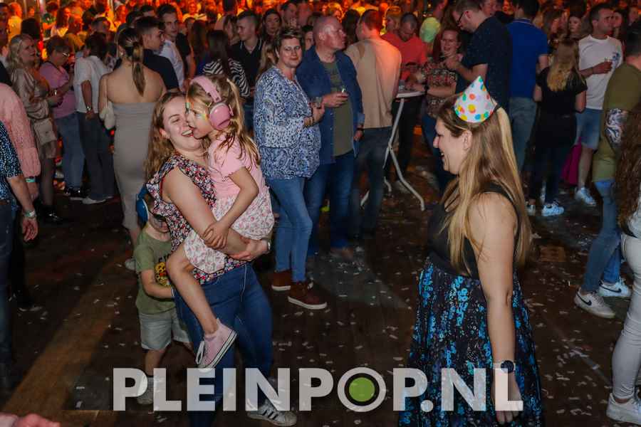 Publiek    Bezoekers (154)